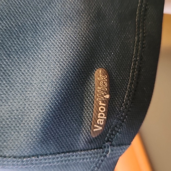 The North Face NWOT Bike Workout Shirt Small Petite - Picture 5 of 7